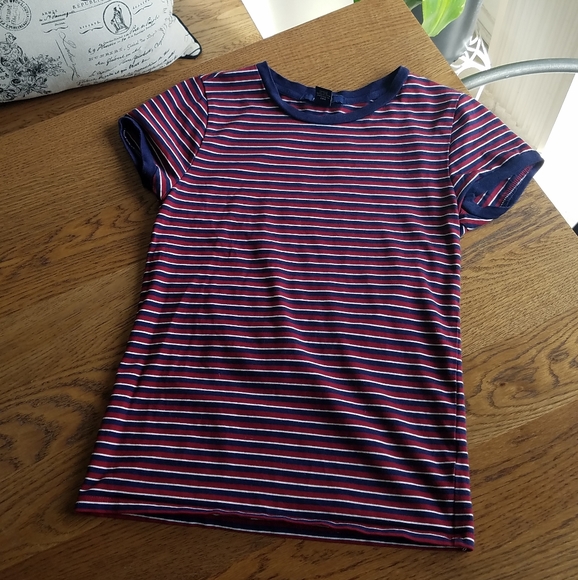 Forever 21 Top - Picture 2 of 3